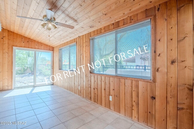 Building Photo - 5084 N Camino Del Lazo