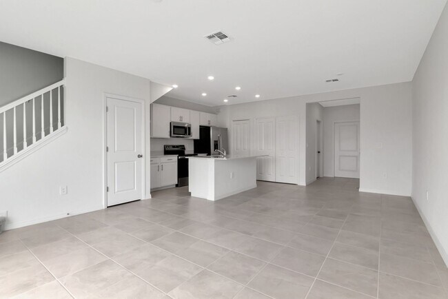 Building Photo - 14060 Lilac Sky Ter