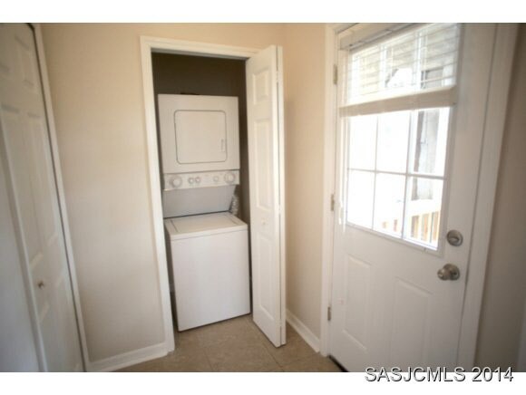 Building Photo - 78 Riberia St