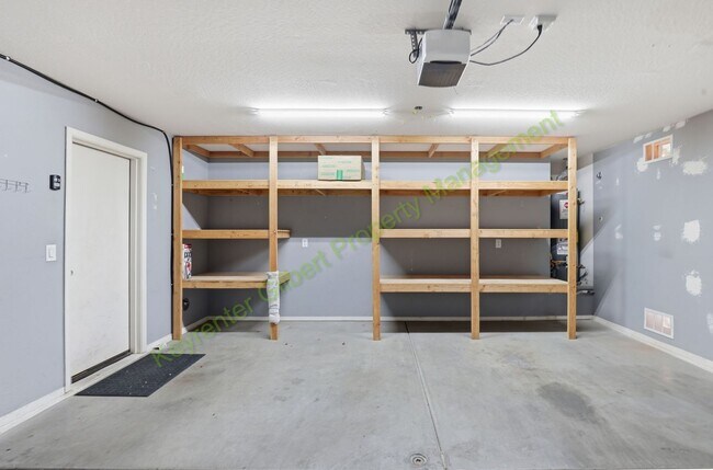 Building Photo - 3262 E Milky Way