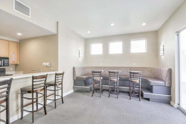 Building Photo - Serene & Pristine: 3 Bedroom, 3 Bath Bi-Level Condominium available in Central San Jose Location
