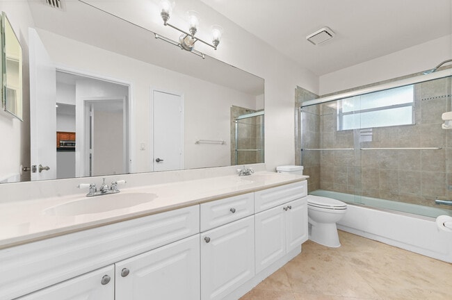 Building Photo - 6740 Brookhurst Cir