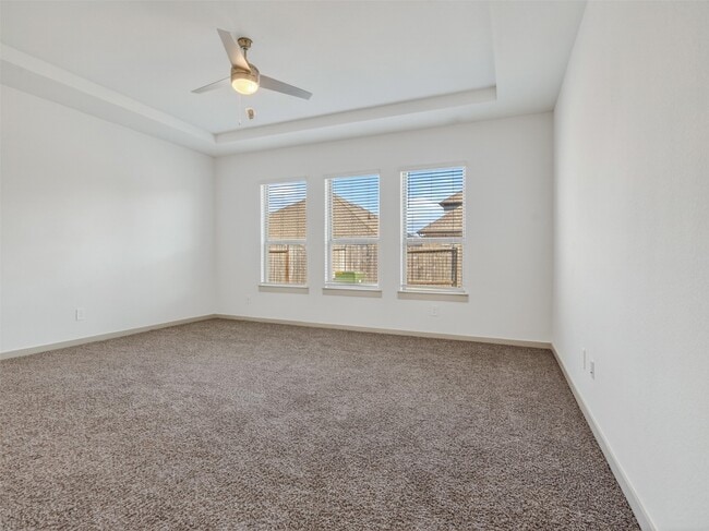 Building Photo - 818 Kingwood Dr