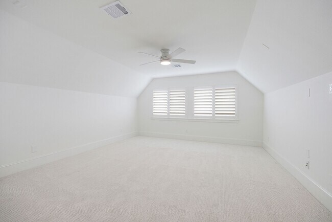 Building Photo - 8213 Cabernet Ln