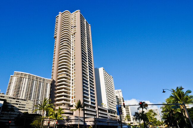 Building Photo - 1910 Ala Moana Blvd