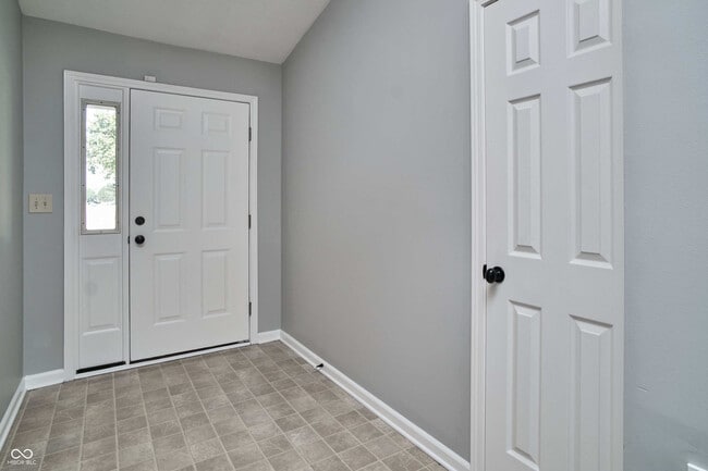 Building Photo - 12983 Quarterback Ln