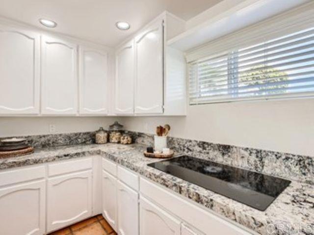 Building Photo - 321 Crocus Ct