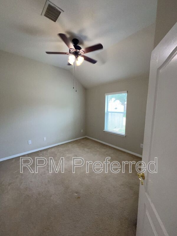 Building Photo - 24802 Jillian Way Ct