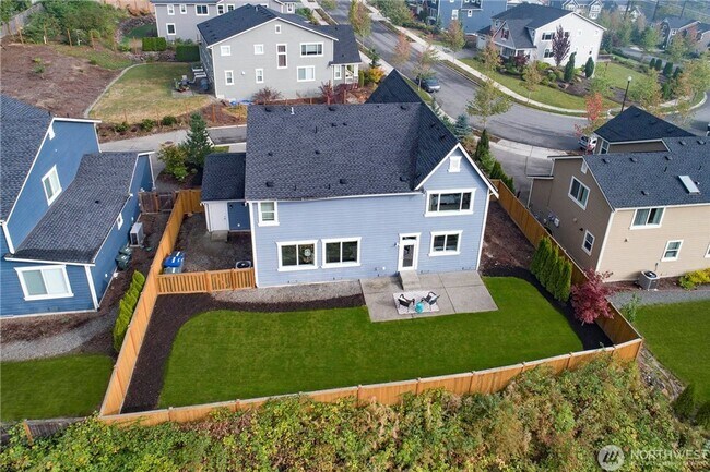 Building Photo - Stylish 5-Bed Home in Desirable Bothell ; ...