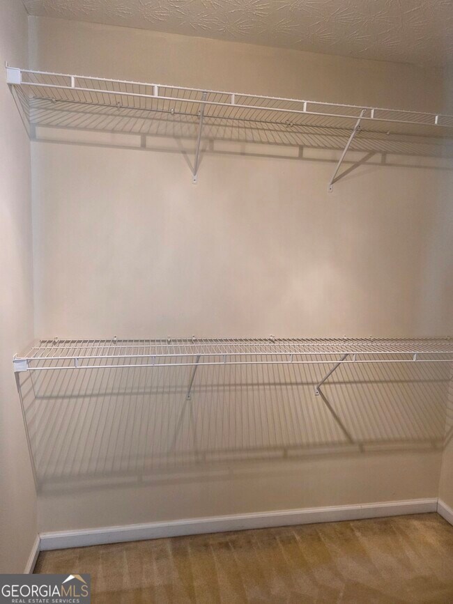 Building Photo - 387 Spring Walk Trce