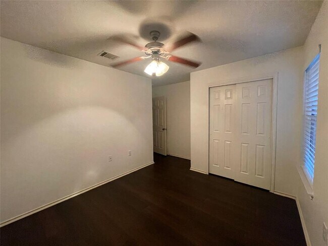 Building Photo - 1513 Coriander Dr