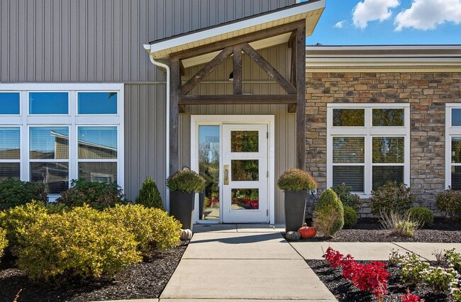 Building Photo - 285 Allium Ln