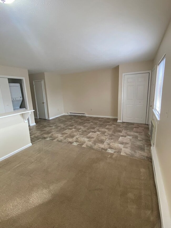 Building Photo - Norwood