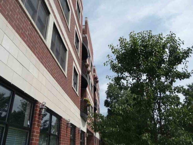 Floorplan - 3705 N Kedzie Ave.