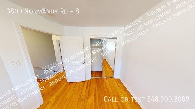 Building Photo - 3800 Normandy Rd