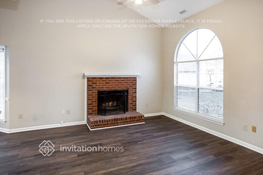 Building Photo - 4301 Emerald Ln