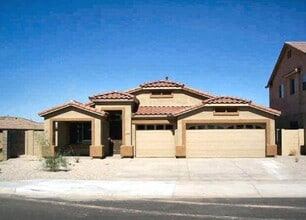 Building Photo - Maricopa Meadows