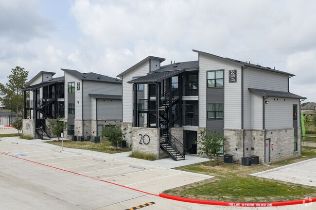 Building Photo - Esperanza at Wild Orchid