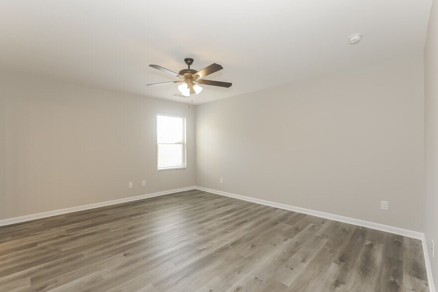 Building Photo - 708 Nonsuch Ct