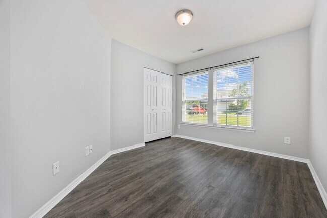 Building Photo - 1006 Post Oak Ct