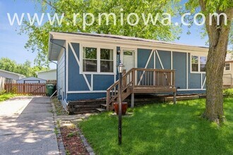 Building Photo - WONDERFUL RANCH HOME!! 2 Bed, 1 Bath Home in Ankeny
