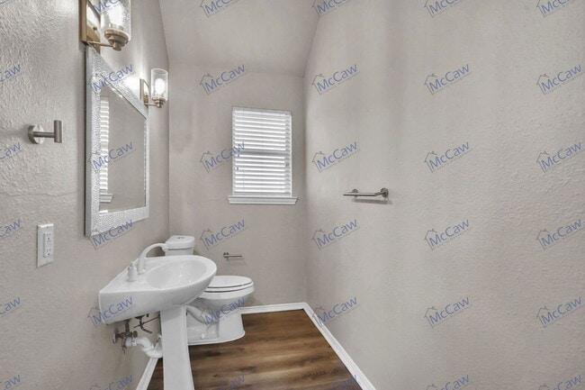 Building Photo - 6113 Lantana Ln