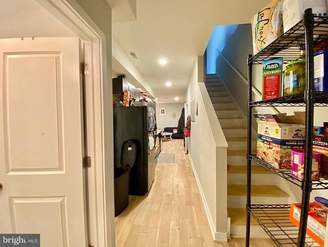 Building Photo - 2020 N Carlisle St