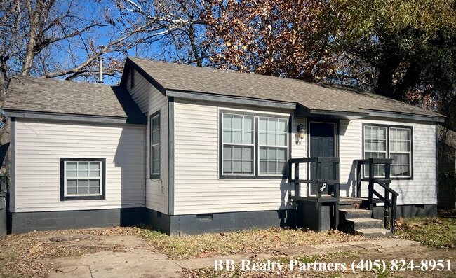 Primary Photo - 6721 E 5th St