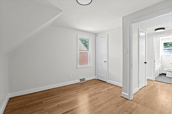 Building Photo - Modern Living in a Classic Detroit Neighborhood