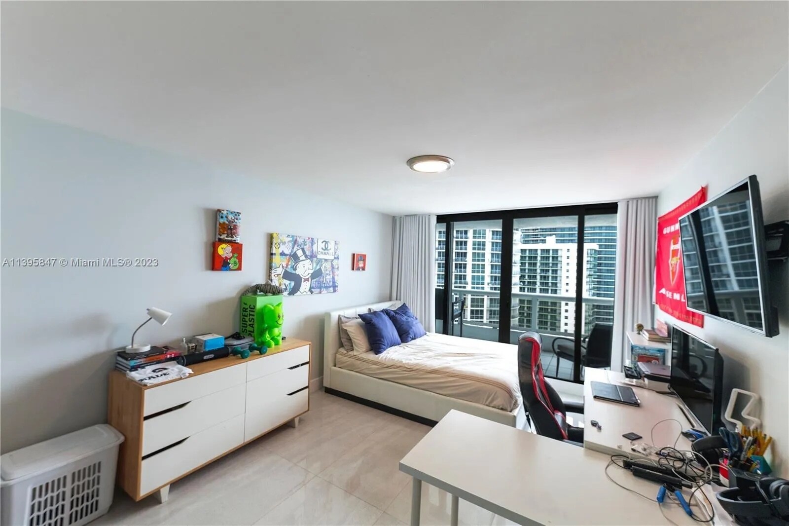 Building Photo - 1717 N Bayshore Dr
