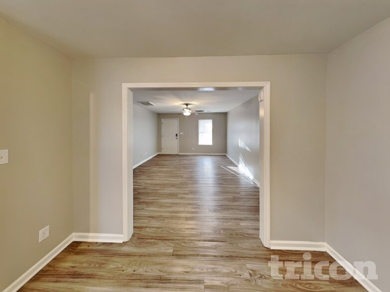 Building Photo - 1134 Maria Christina Ln