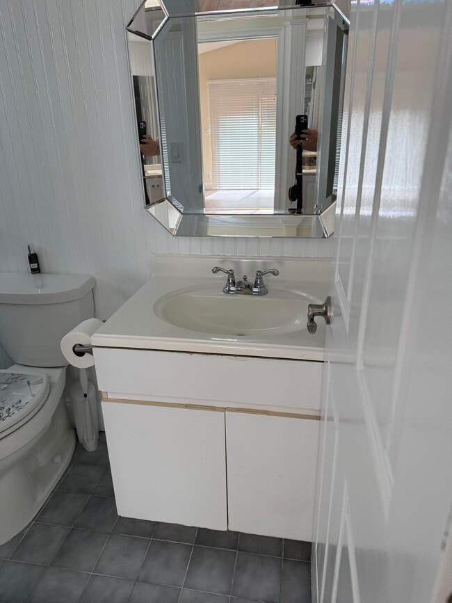 Building Photo - 21583 Villa Nova Dr