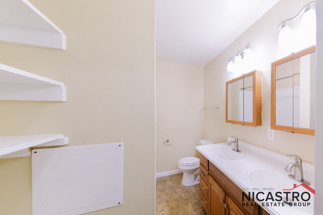 Building Photo - 184 Frambes Ave