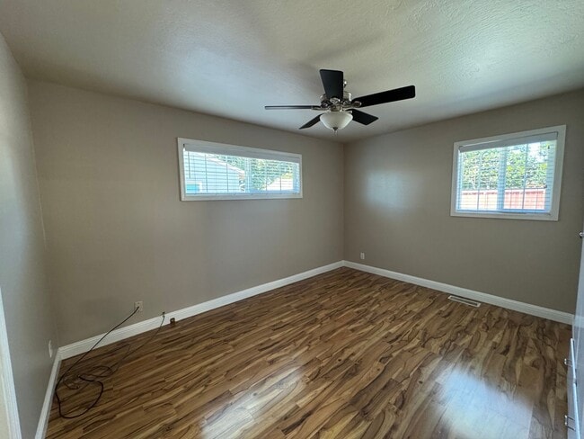 Building Photo - Granado Ave 3 Bedroom 2 Bath