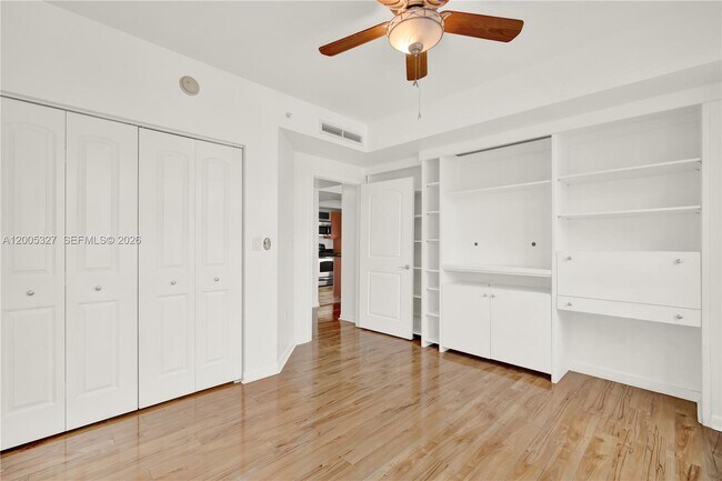 Building Photo - 7350 SW 89th St