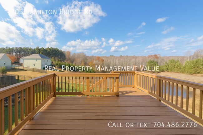 Building Photo - 7705 Hamilton Bridge Rd