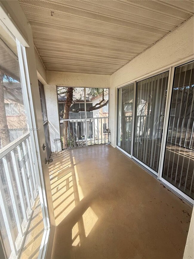 Building Photo - 14030 SW 91st Terrace