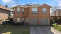 Building Photo - 1124 Breezewood Dr