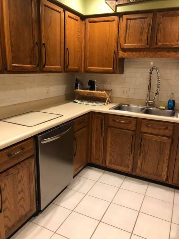 Building Photo - 1325 E Monroe St