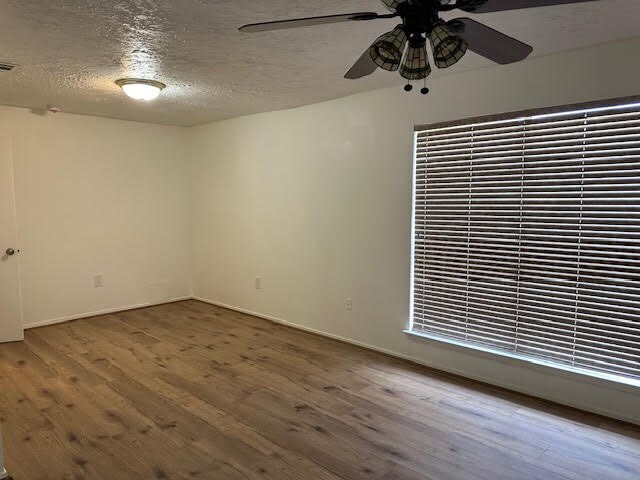 Building Photo - 3315 Honey Creek Dr