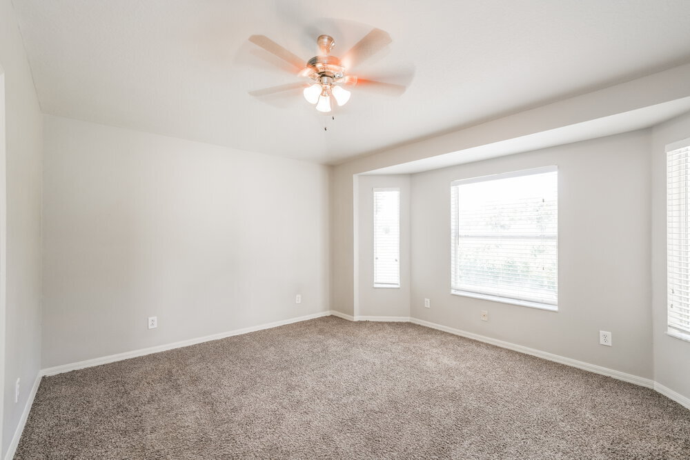Building Photo - 18136 Cypress Bay Pkwy