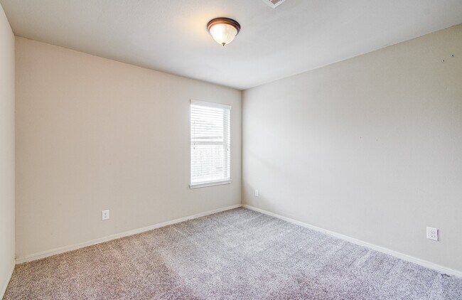Building Photo - 23023 Black Mountain Ash Ct