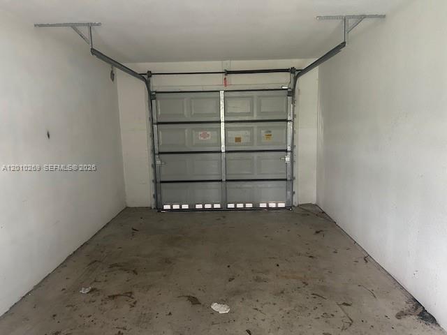 Building Photo - 9540 SW 68th St