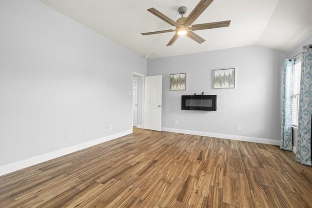 Building Photo - 3817 Laurel Crossing Dr