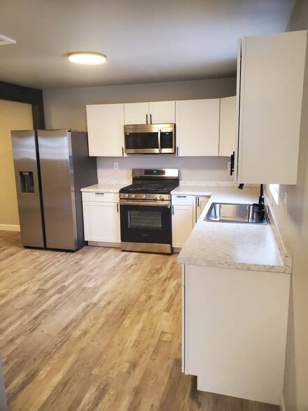 Building Photo - 1310 Adams Ave