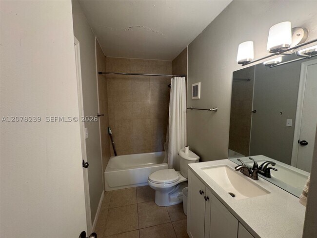 Building Photo - 11467 SW 109th Rd