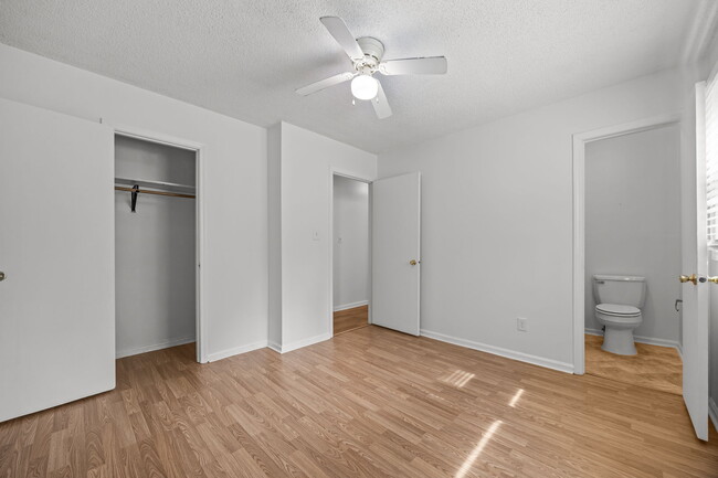 Building Photo - 110 Moore Rd