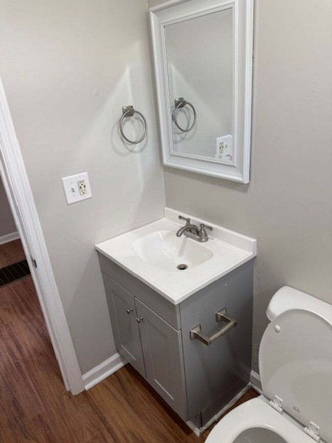 Building Photo - Charming North Augusta Duplex
