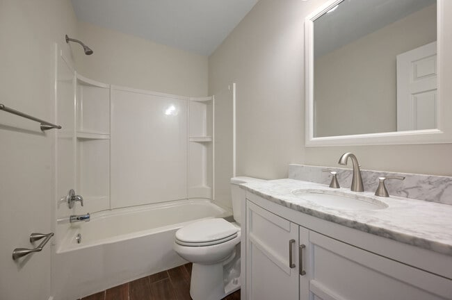 Building Photo - 176 Stoney Dr