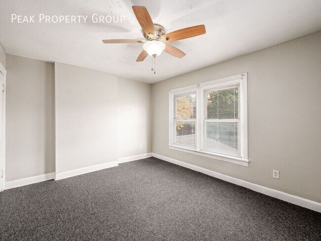 Building Photo - 1411 N 5th St